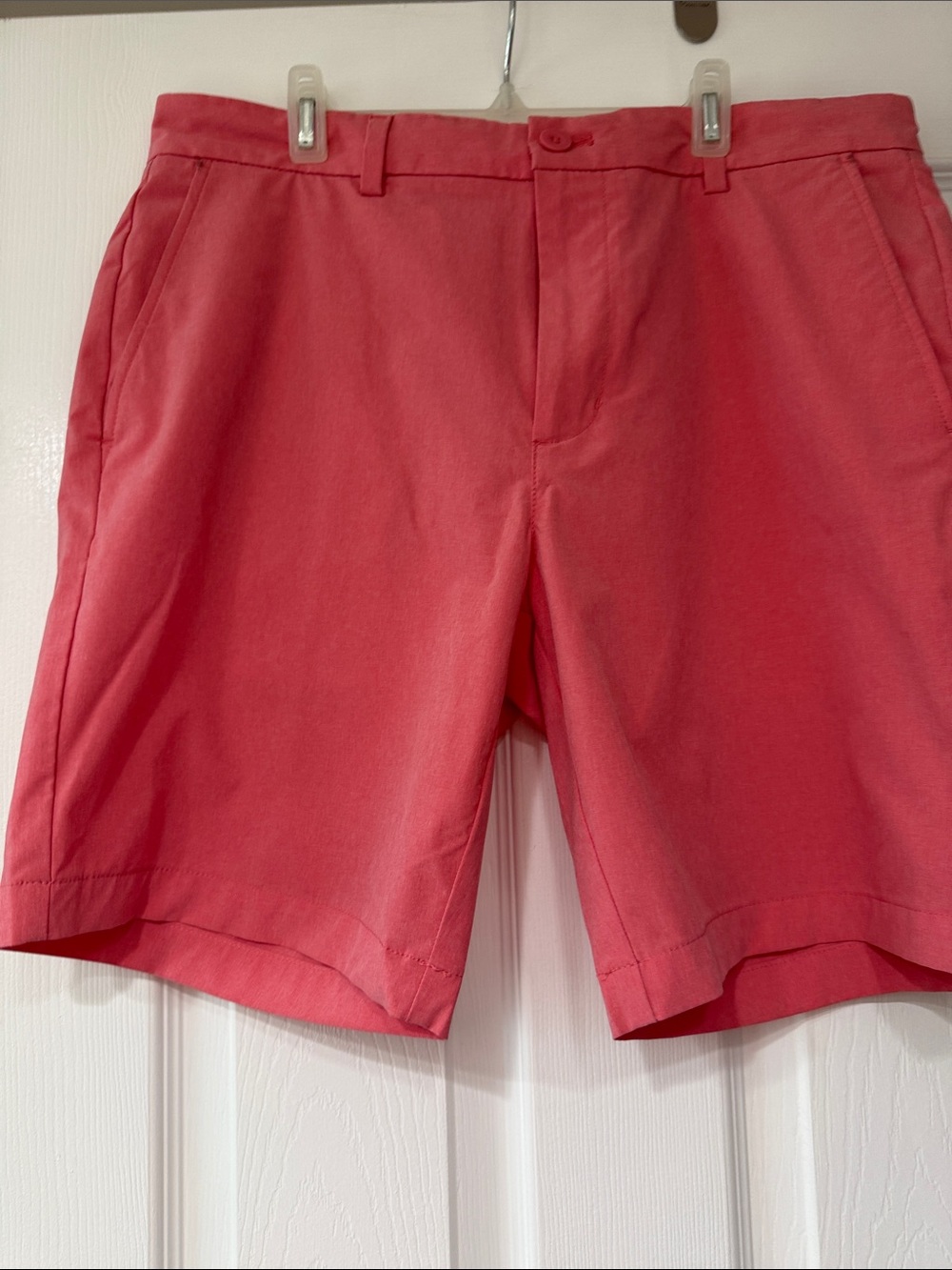 Vineyard Vines Men’s Coral-Red Athletic Shorts